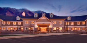 The Abbington at Mapleton, held its ribbon cutting on November 19, 2015. Abbington opens