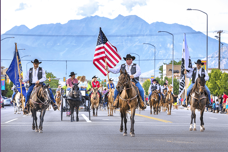 Fiesta Days Grand Parade. Photo by Eric Melander.